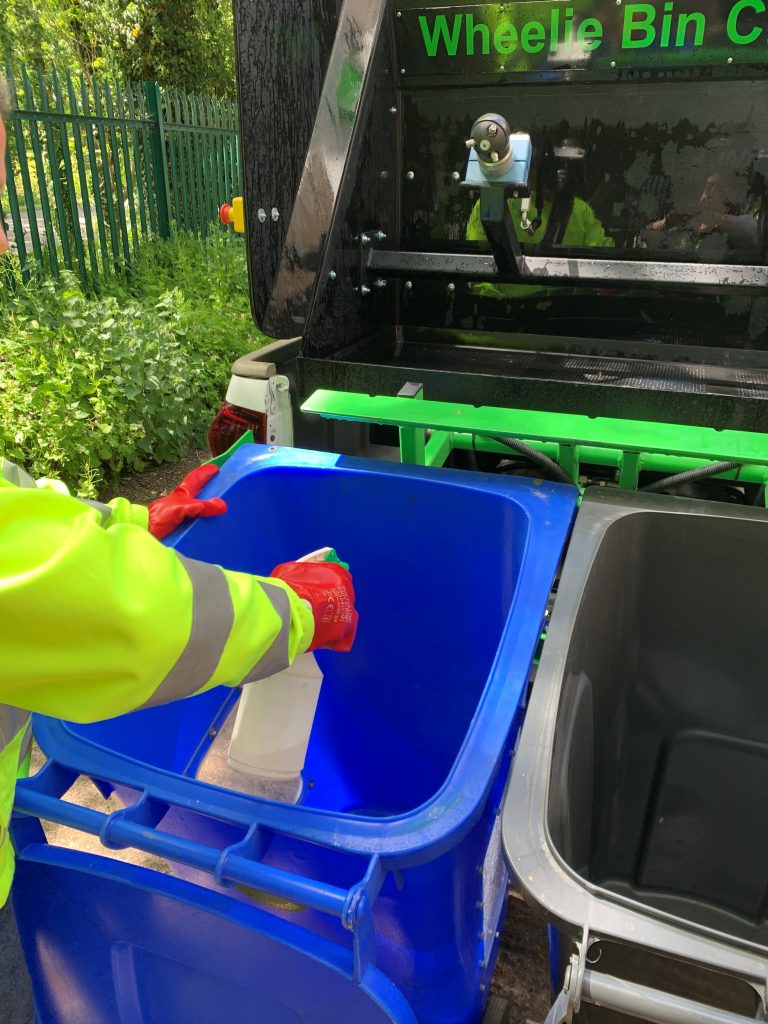 Application du désodorisant